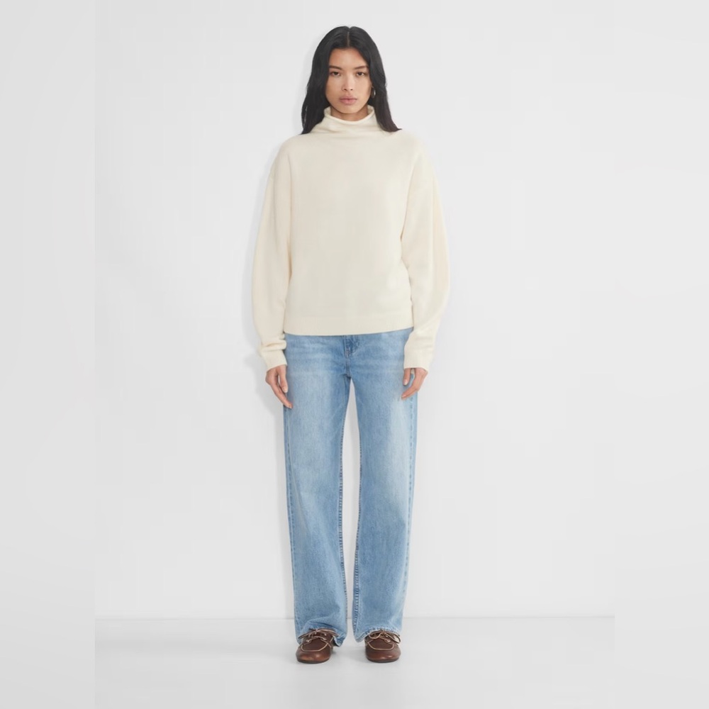 Aritzia Cashmere Mockneck Women's Cream Knit Turtleneck Cozy Sweater Sz XS - Picture 2 of 11